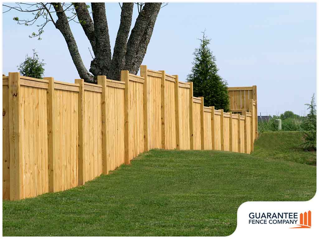 21-buildourfence1.jpg