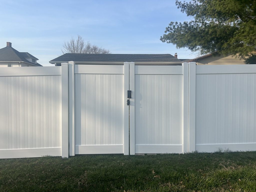 fence install contractor avon indiana terre haute indiana
